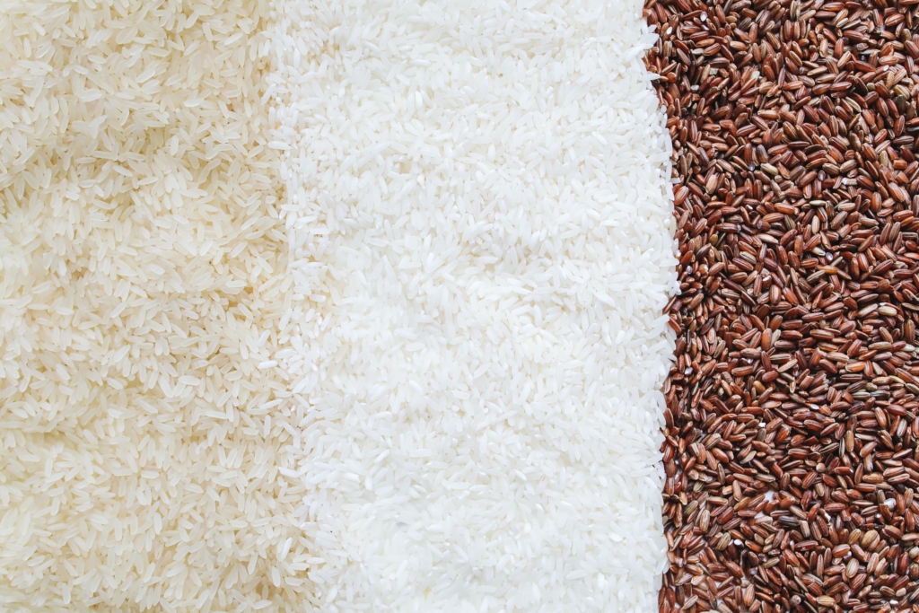 riso bianco integrale nero per aceto di riso